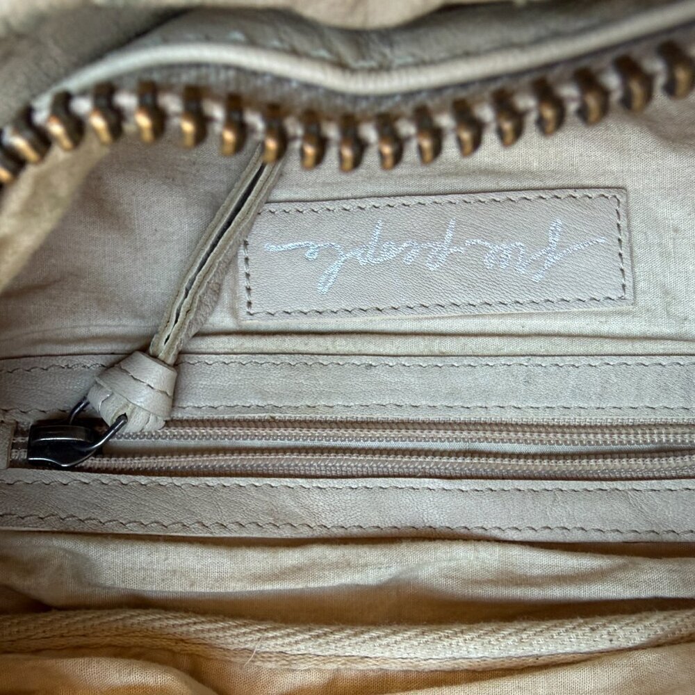 FREE PEOPLE Archer Leather Sling Bag Fanny Pack Cream Crossbody Bag - Picture 6 of 7
